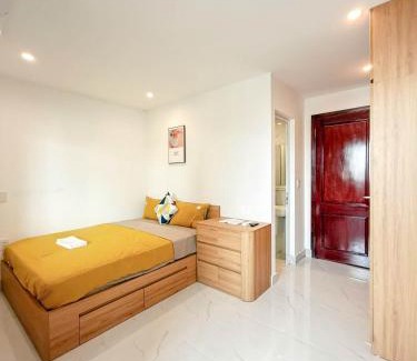 Nhat Tan Apartment | DeepHome - Trinh Cong Son