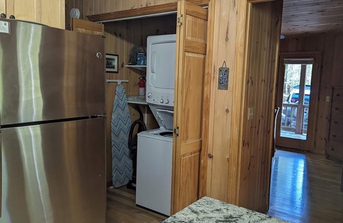 Morganton Cabin | Deer Crossing-Romantic, Charming and Secluded. Hot Tub, Fire pit