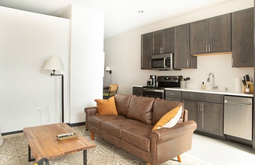 Westown Apartment | Deer District Studio Apt - One Block from Fiserv and Baird