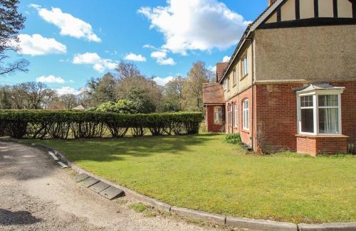 Holworth House | Deer Leap Cottage
