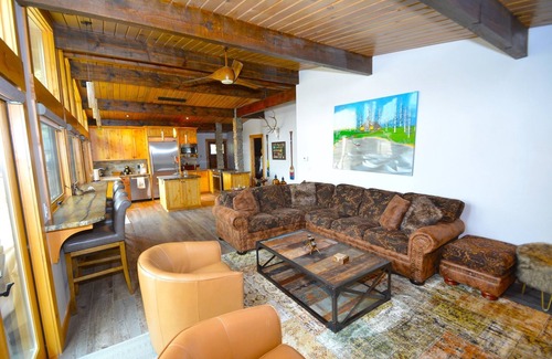 Bass Lake House | Deer Lodge #2- Lake Front