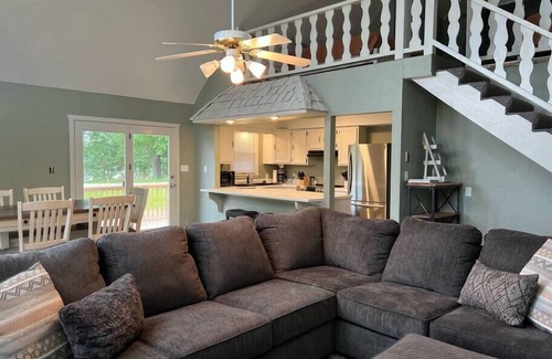 Gravois Mills House | Deer Run at Station 46