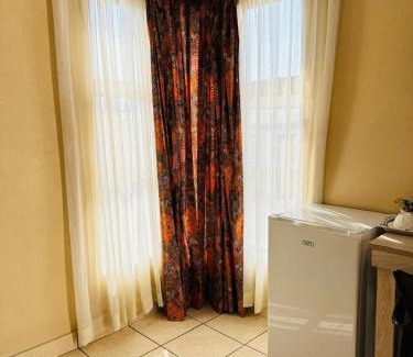 Glen Cowie Bed & Breakfast | Dehoop Luxury Lodge