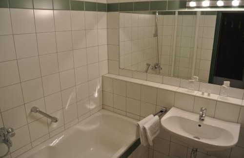 Augsdorf Hotel | Dei Hotel Schönblick