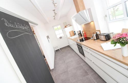 Neu Hauen House | DeichGalerie89