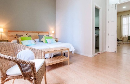 Vegueta Apartment | Deluxe double suite with balcony in Triana