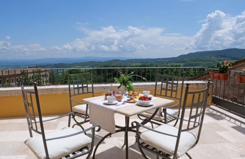 Montepulciano House | Delcorto Suites