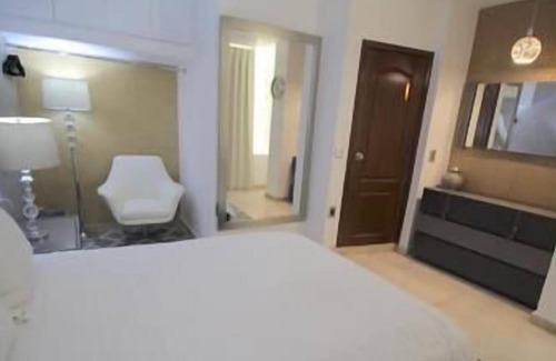 Conchas Chinas Apartment | Delfines 1 Condo PV