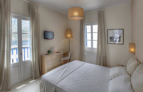 Kamares Hotel | Delfini Hotel