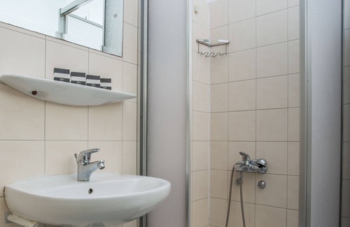 Mithimna Hotel | Delfinia Hotel & Bungalows