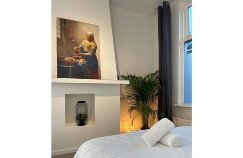 Delft Apartment | Delft Family XL Apartment Hidden Gem next to TU Delft Campusnn