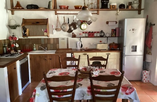 Sainte-Alauzie Cottage | Delightful single story stone cottage with stunning south face panoramic views