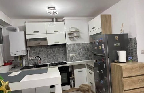 Campulung Moldovenesc Apartment | Delightful 2-bedroom apartment in Câmpulung Moldovenesc