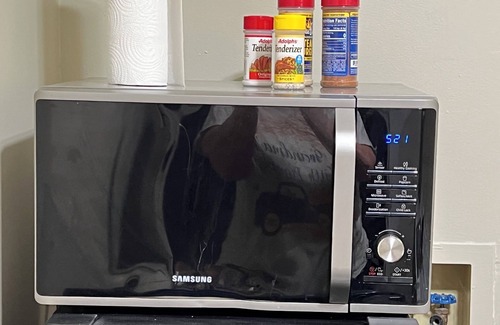 Aurora House | Delightful 1-bedroom house in Aurora