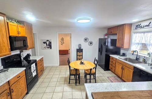 Santa Fe House | Delightful 3 bedroom farmhouse in the beautiful Santa Fe countryside!