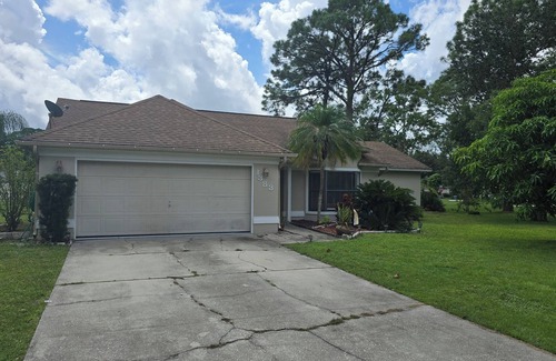 Port Orange House | Delightful 4-bedroom house with AC in Port Orange