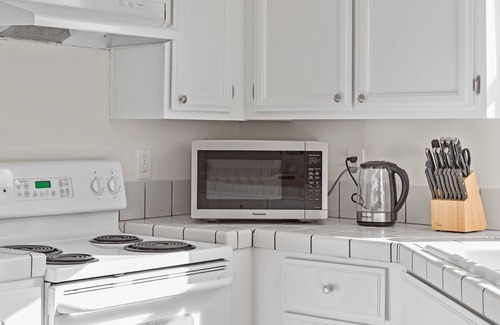 Northwest Reno House | Delightful 4BR Home Nr Downtown Reno w Fireplace