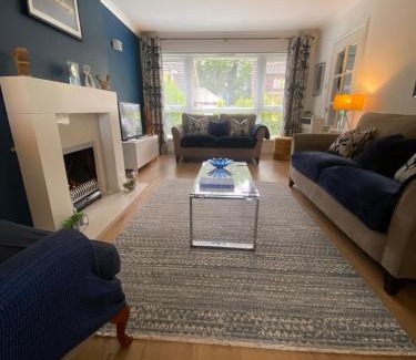 Inverness Apartment | Delightful, central 3 bedroom house with garden & free parking