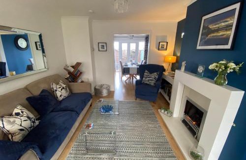 Inverness Apartment | Delightful, central 3 bedroom house with garden & free parking