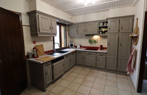 Saint-Cybranet House | Delightful cottage perched on a hillside with garden and jacuzzi - great views!