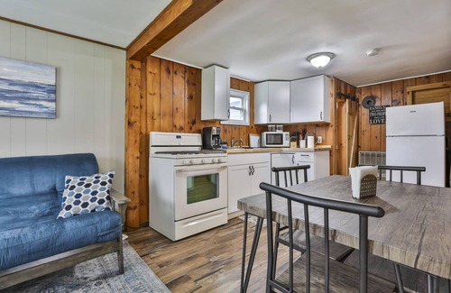 Weirs Beach Cottage | Delightful Cozy Cottage in Laconia