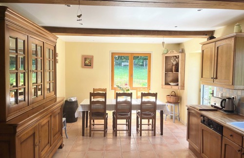 Fleury House | Delightful House for Up to 6 Guests + Baby With Large Secluded Garden Area