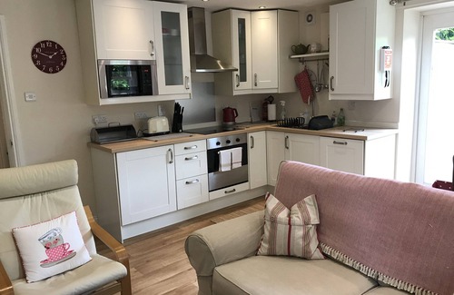 Ilkley Apartment | Delightful, Self-Contained Apartment with easy stroll into Ilkley town centre