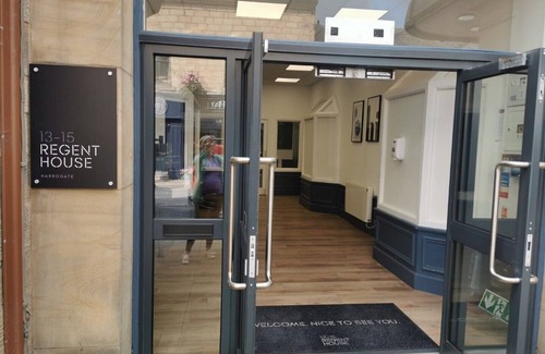 Harrogate City Centre Apartment | Delightful, stylish penthouse apartment in the heart of Harrogate