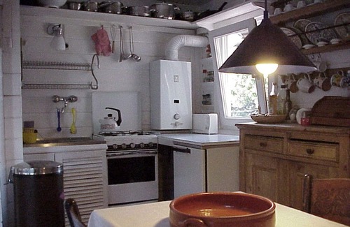 Torrazza House | Delightful wooden cottage with dehor and garden surrounded by Ligurian greenery.