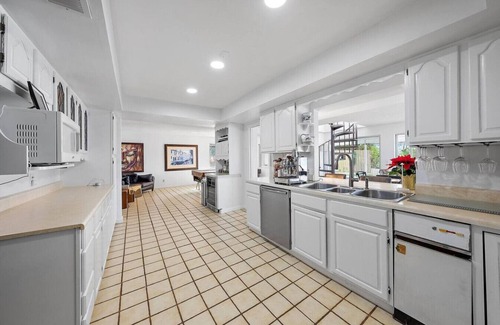Lake Ida Shores House | Delray Beach Lakefront Dream