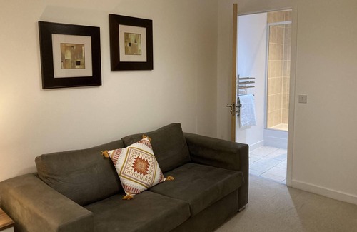 Northampton Apartment | Delta One 2 Bedroom Flat