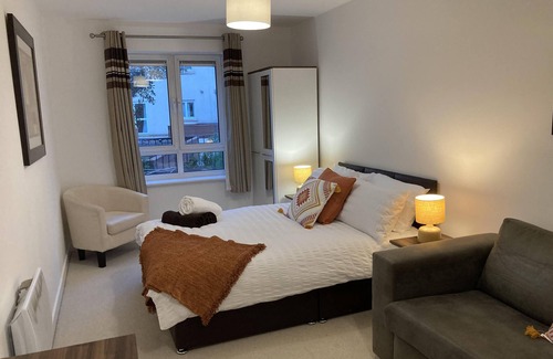 Northampton Apartment | Delta One 2 Bedroom Flat