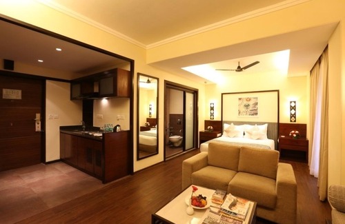 Nerul Hotel | Deltin Suites