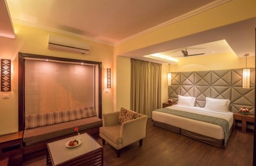 Nerul Hotel | Deltin Suites