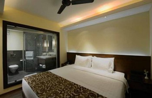 Nerul Hotel | Deltin Suites