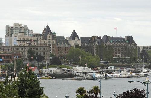 Victoria Apartment | Deluxe 2 Bed 2 Bath With Harbour And Empress Hotel Views