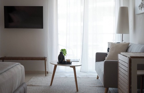 Zografos Apartment | Deluxe Apartment by Athenian Comfort Apartments