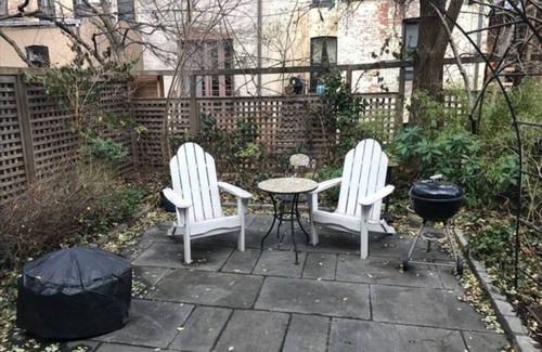 Park Slope House | Deluxe Boho Brooklyn Brownstone w/Private Garden!