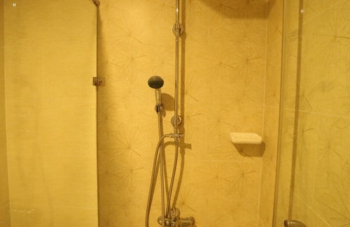 Hai Chau Hotel | Deluxe Double river view-Kaka Hotel Da Nang