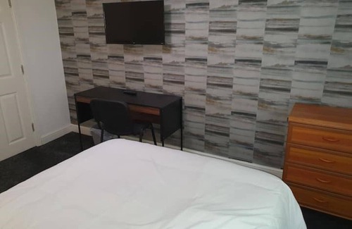 Huddersfield Bed & Breakfast | Deluxe Double Room 2