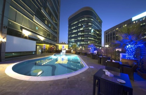 Deira Apartment | Deluxe Family Suite with Hall and Kitchen-Near Deira City Center-Near Metro