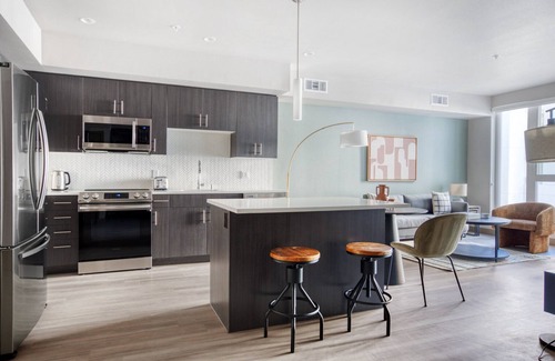 Central District Apartment | Deluxe Fremont 1BR w/Roof Deck, Pool & Spa, near TJ & WF, by Blueground
