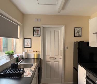 Gateshead Apartment | Deluxe Inn - Felling