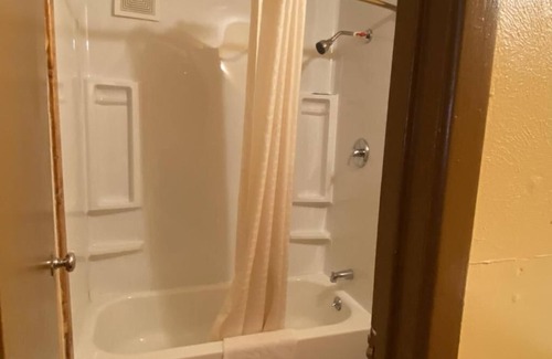 Post Hotel | DELUXE INN