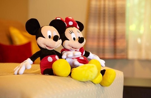 Anaheim Resort Hotel | Deluxe King Stay! 2 Units w/Pool Access, Free Wi‑Fi & Near Downtown Disney Fun!