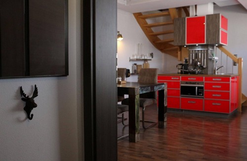 Furstenfeldbruck District House | Deluxe maisonette by FeWo-Amperland