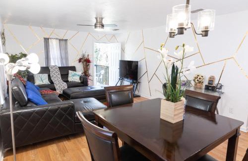 Griffin Heights Apartment | Deluxe Noles downtown Tally nearby FSU and FAMU