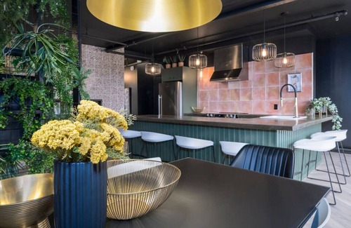 Saint-Roch Apartment | Deluxe Penthouse/2 in 1 Downtown Quebec City