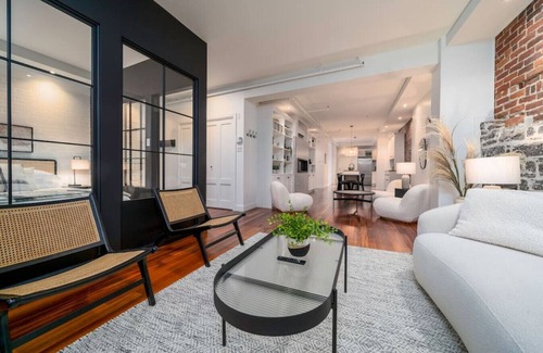 Saint-Roch Apartment | Deluxe Penthouse/2 in 1 Downtown Quebec City