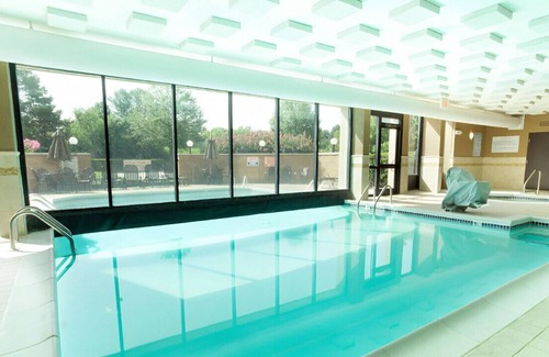 University Place House | Deluxe Rm for Your Family Vacation!Pet-Friendly